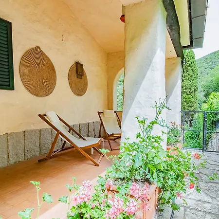 Semesterbostad Tenuta Bussadori - Casa Del Timoniere Poggio (Livorno)