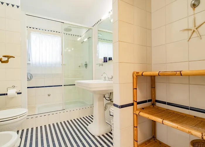 Tenuta Bussadori - Casa Del Timoniere * Poggio (Livorno)